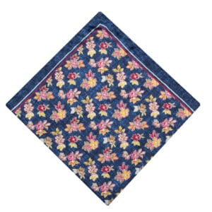 KUKKAKUVIOLLINEN SILKKITASKULIINA